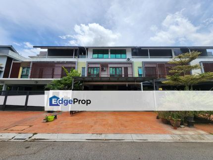 BEAUTIFULLY Renovated 3 Storey Superlink Thistle Grove Denai Alam, Selangor, Denai Alam