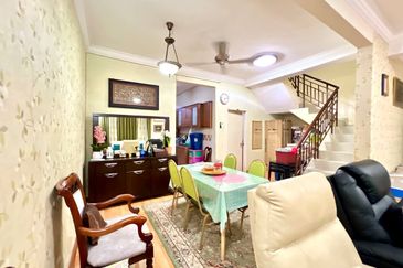 Seksyen 11, Kota Damansara