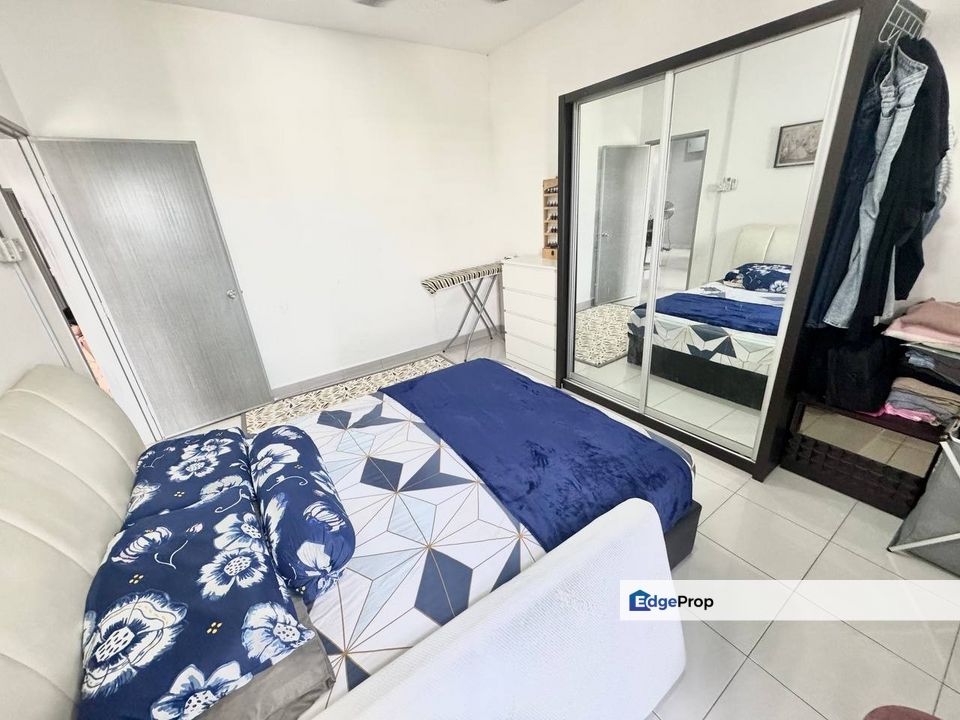 RSKU Townhouse Laman Impian Bandar Botanik Klang, Selangor, Klang