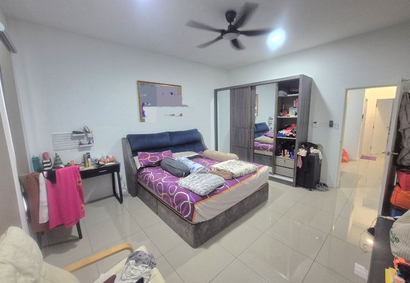 Reef Of Tropics, Setia Eco Glades