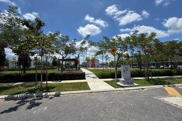 Ritma Perdana Townhouse @ LBS Alam Perdana