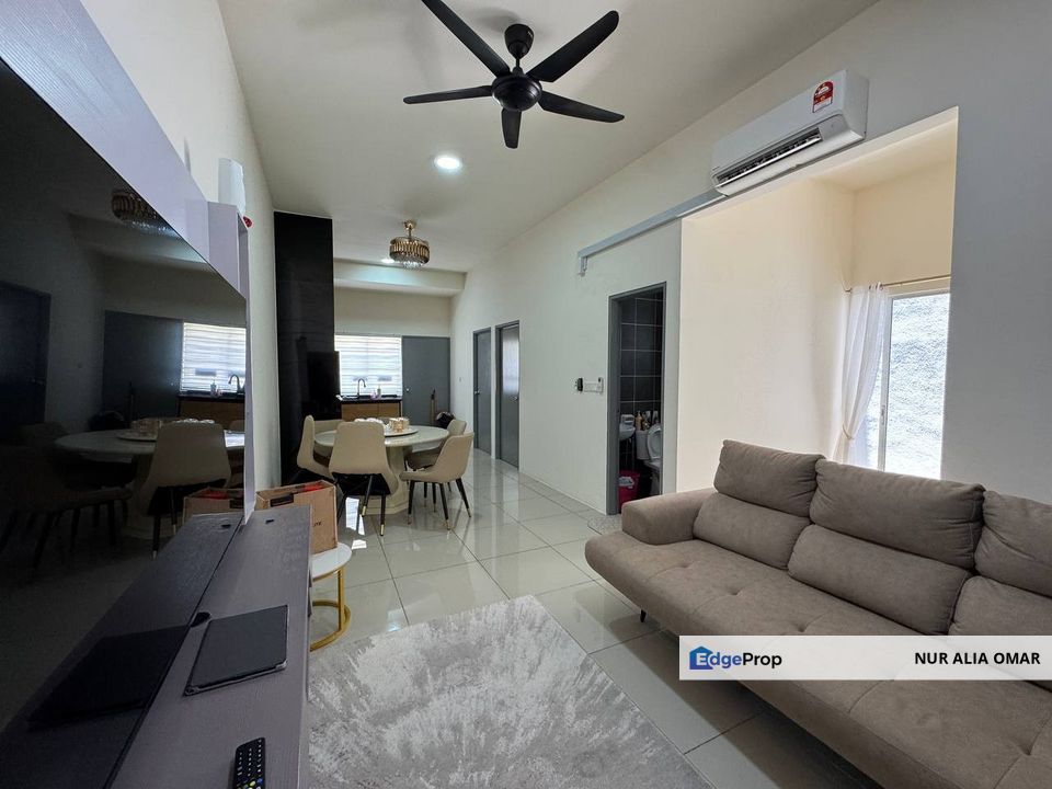 Ground Floor Ritma Perdana Townhouse @ Puncak Alam, Selangor, Kuala Selangor