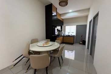 Ritma Perdana Townhouse @ LBS Alam Perdana