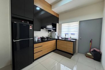 Ritma Perdana Townhouse @ LBS Alam Perdana