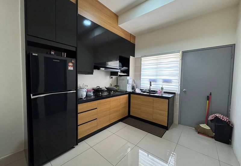 Ritma Perdana Townhouse @ LBS Alam Perdana