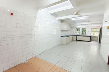 Taman Alam Megah, Seksyen 28