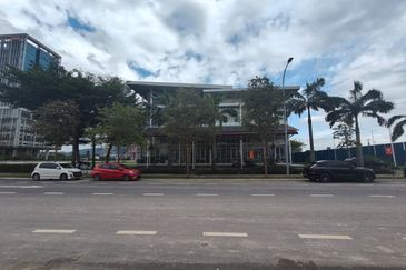 Setia Alam Setia Utama 1