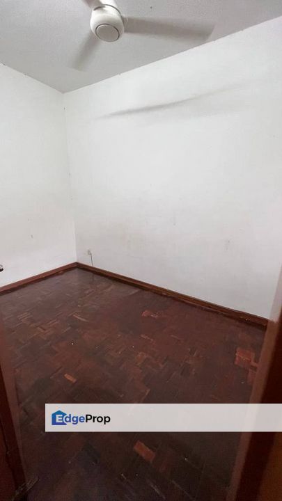 GROUND FLOOR Duplex Sri Mahligai Townhouse Seksyen 9 Shah Alam, Selangor, Shah Alam