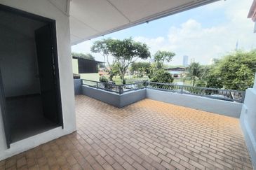 Seksyen 10, Shah Alam