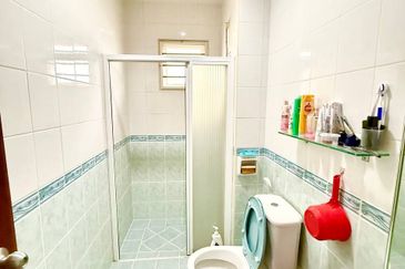 Perdana Lakeview East