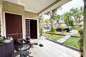 Perdana Lakeview East