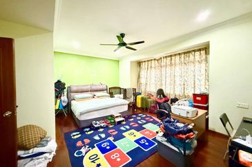 Perdana Lakeview East