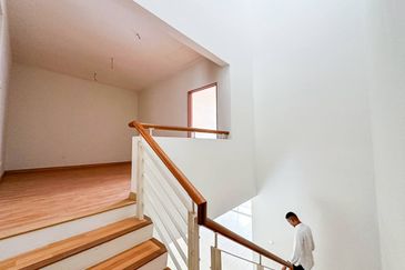 Opulenia @ Denai Alam