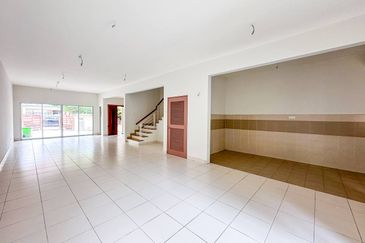 Opulenia @ Denai Alam