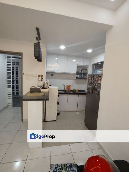 GROUND FLOOR POOL VIEW Trifolis Apartment Bandar Bukit Tinggi 2 Klang , Selangor, Klang