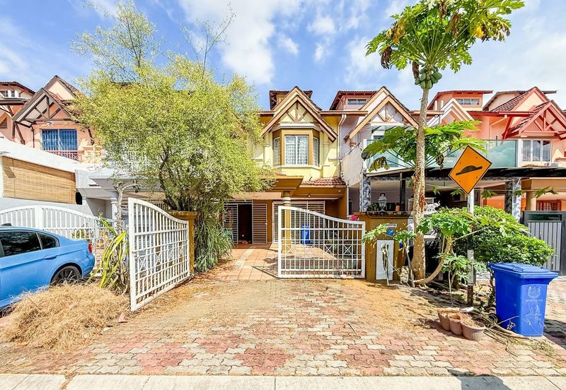 Jalan Spektrum U16 @ Taman Bukit Subang