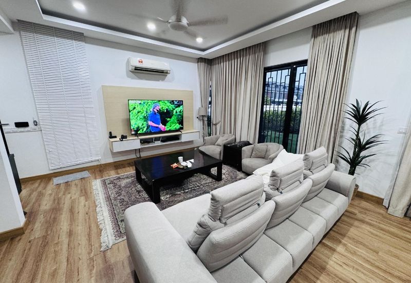 Elmina Green Three @ City of Elmina