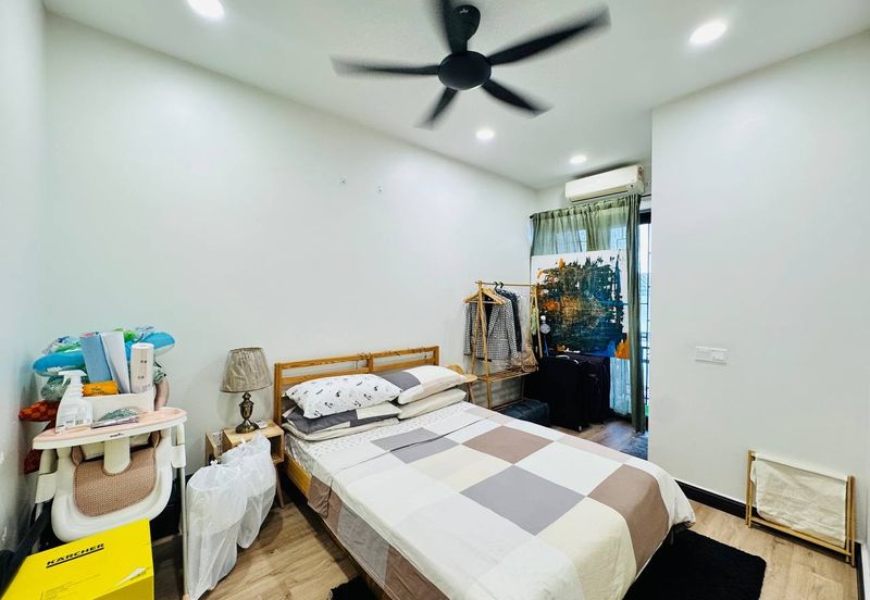 Elmina Green Three @ City of Elmina