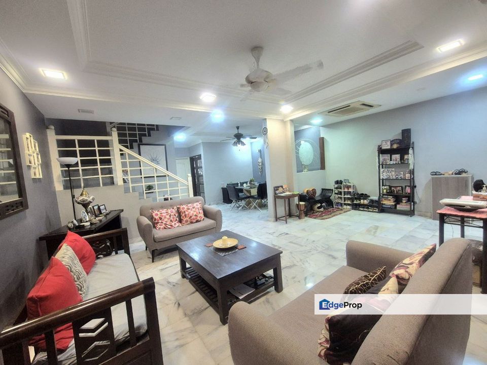FULLY RENOVATED 2.5 Storey Terrace Bandar Sri Damansara SD 7, Selangor, Bandar Sri Damansara