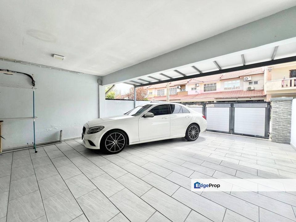 PARTIAL FURNISHED Double Storey SP 4 Bandar Saujana Putra, Selangor, Jenjarom