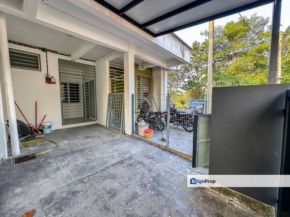 ENDLOT Townhouse Pearl Villa Sp 4 Bandar Saujana Putra , Selangor, Jenjarom