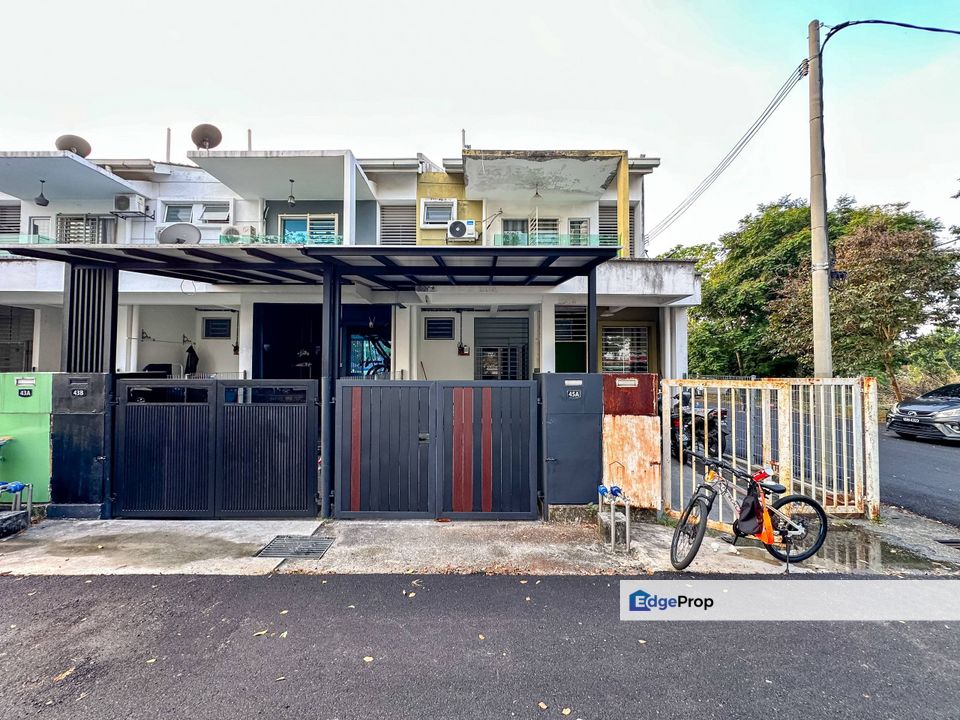 ENDLOT Townhouse Pearl Villa Sp 4 Bandar Saujana Putra , Selangor, Jenjarom