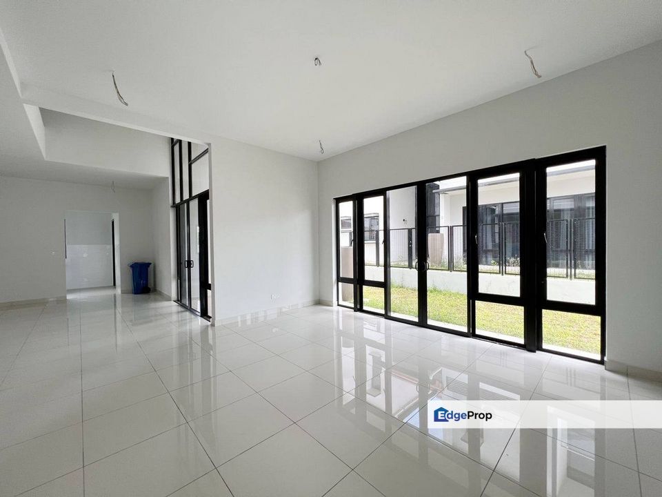 Dillenia Bukit Bandaraya Seksyen U11 Shah Alam Double Storey Semi Detached For Sale, Selangor, Shah Alam