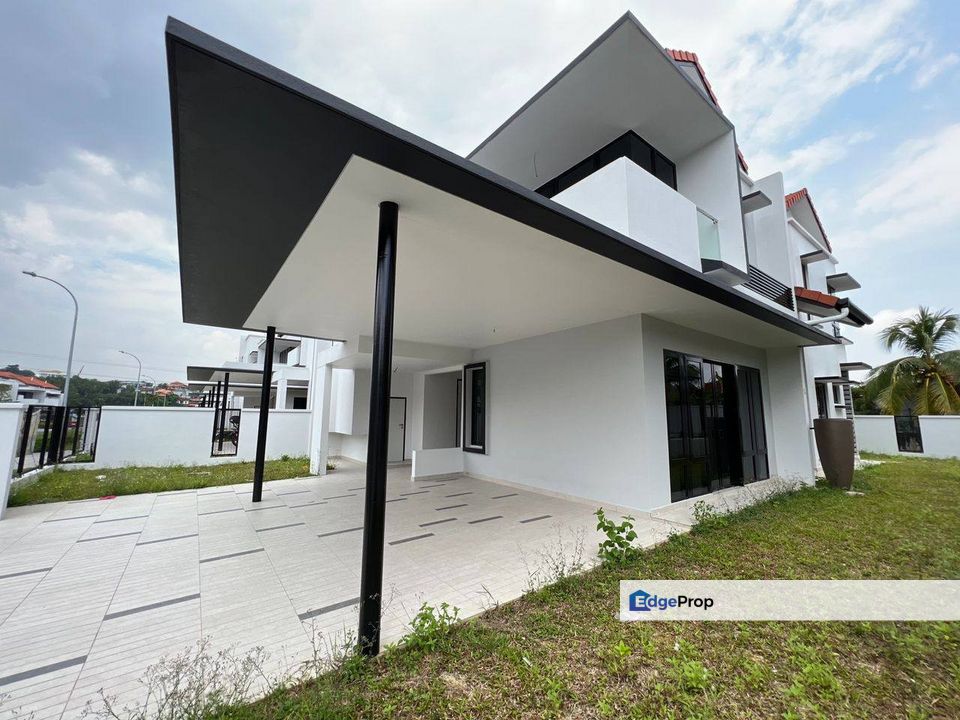 Dillenia Bukit Bandaraya Seksyen U11 Shah Alam Double Storey Semi Detached For Sale, Selangor, Shah Alam