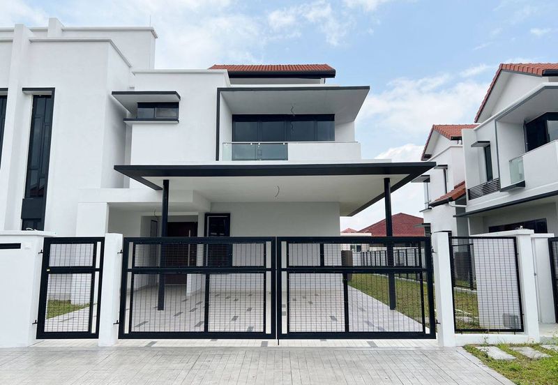 Dillenia Bukit Bandaraya