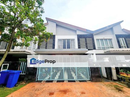 [FACING PLAYGROUND] Double Storey Superlink Temasya Suria Glenmarie Shah Alam, Selangor, Glenmarie