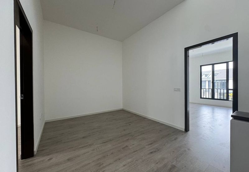 Nadira 3 @ Bukit Raja