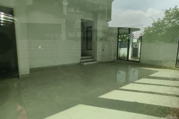 Tari 2 @ Alam Impian