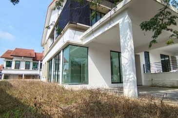 Tari 2 @ Alam Impian