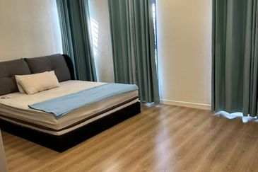 Monet Lily @ Sunsuria City