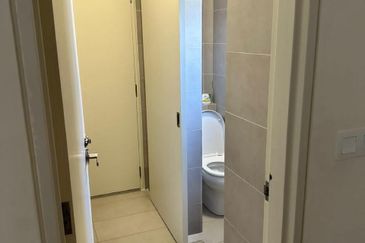 Monet Lily @ Sunsuria City