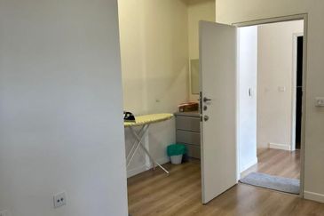 Monet Lily @ Sunsuria City