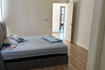 Monet Lily @ Sunsuria City