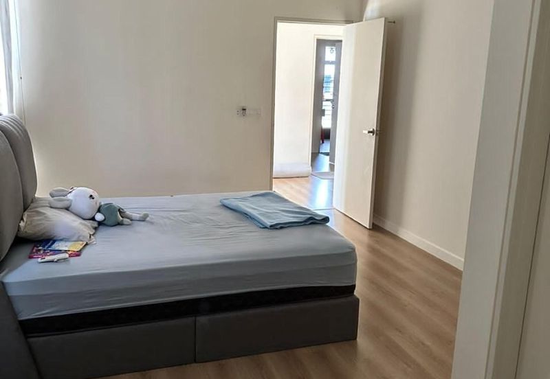 Monet Lily @ Sunsuria City