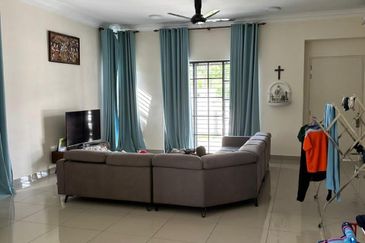 Monet Lily @ Sunsuria City