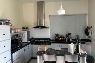 Monet Lily @ Sunsuria City