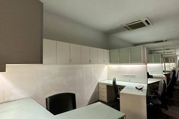 Laman Seri Business Park