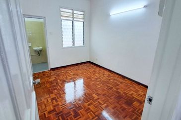 [FOR SALE] Double Storey Taman Setiawangsa ,Taman Setiawangsa