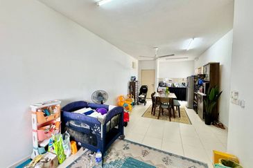 De Bayu Apartment @ Setia Alam