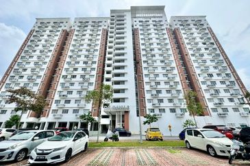 De Bayu Apartment @ Setia Alam