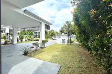 Vittaria, Setia Eco Glades