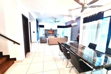 Vittaria, Setia Eco Glades