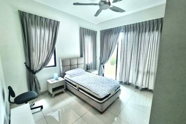 Vittaria, Setia Eco Glades