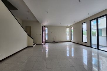 Lukisan @ Alam Impian