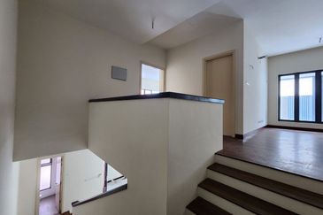 Lukisan @ Alam Impian