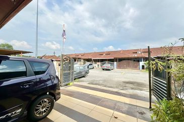 Jalan Makyong, Bandar Bukit Raja